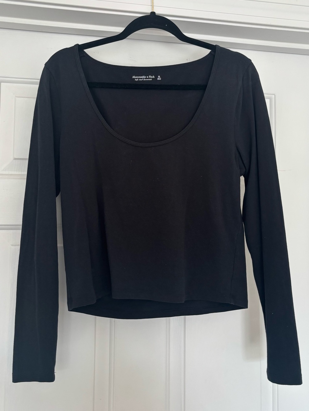 Abercrombie & Fitch Soft A&F Essentials Black Scoop Neck Long Sleeve Top XL
